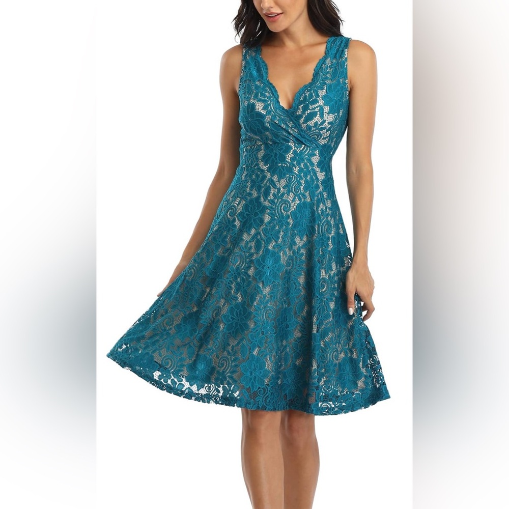 Floral Lace Overlay Fit and Flare Sexy Knee Length Elegant Party Wedding Dress